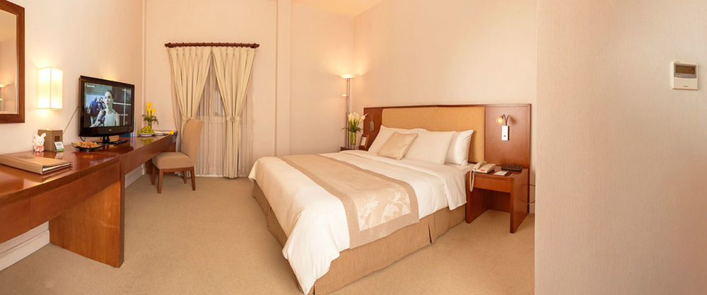 Catina Saigon Hotel Ho Chi Minh City Exterior photo