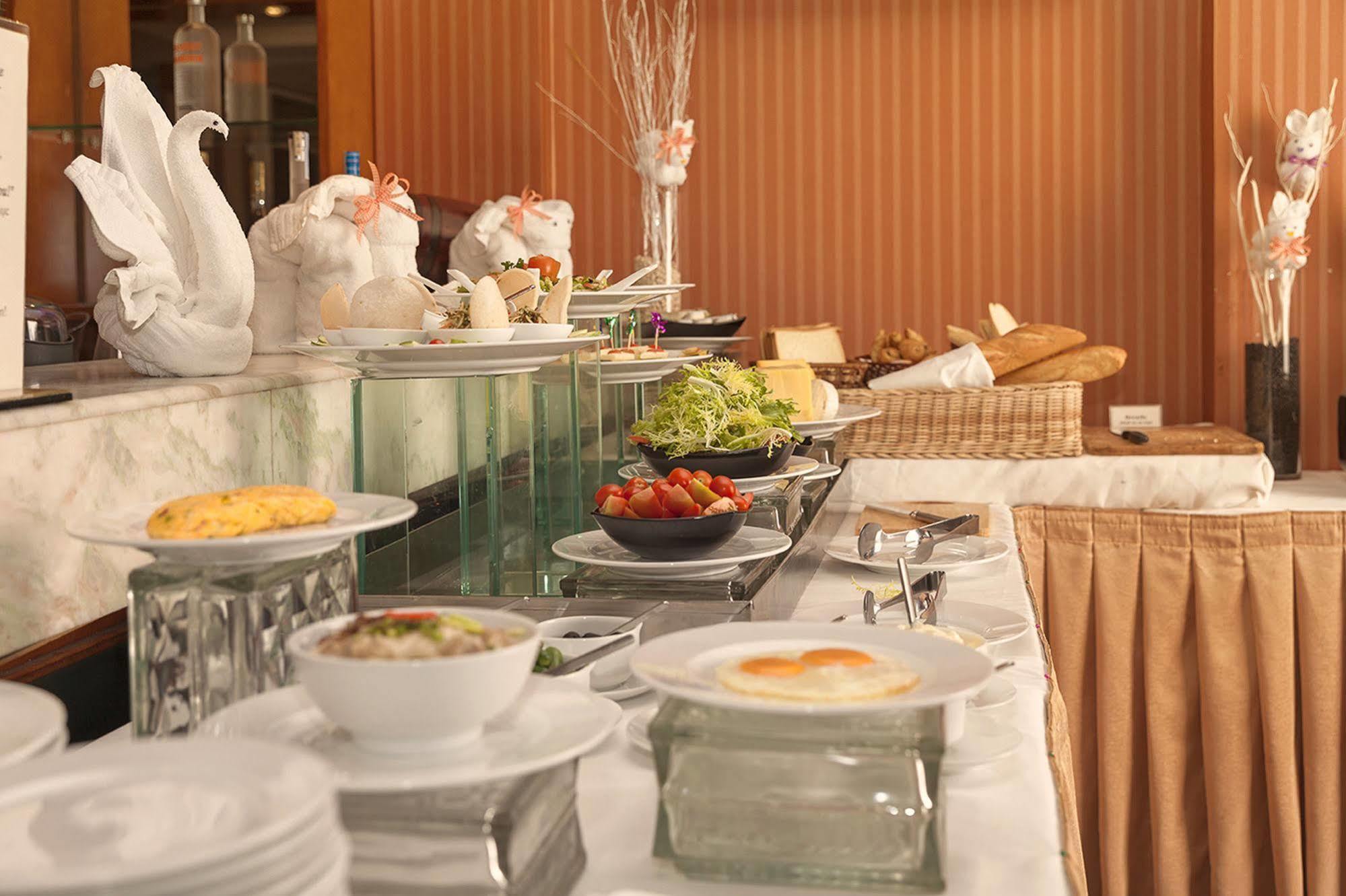 Catina Saigon Hotel Ho Chi Minh City Exterior photo